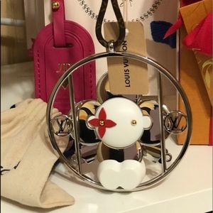 ❌❌SOLD❌❌Authentic Louis Vuitton Vivianne Ornament